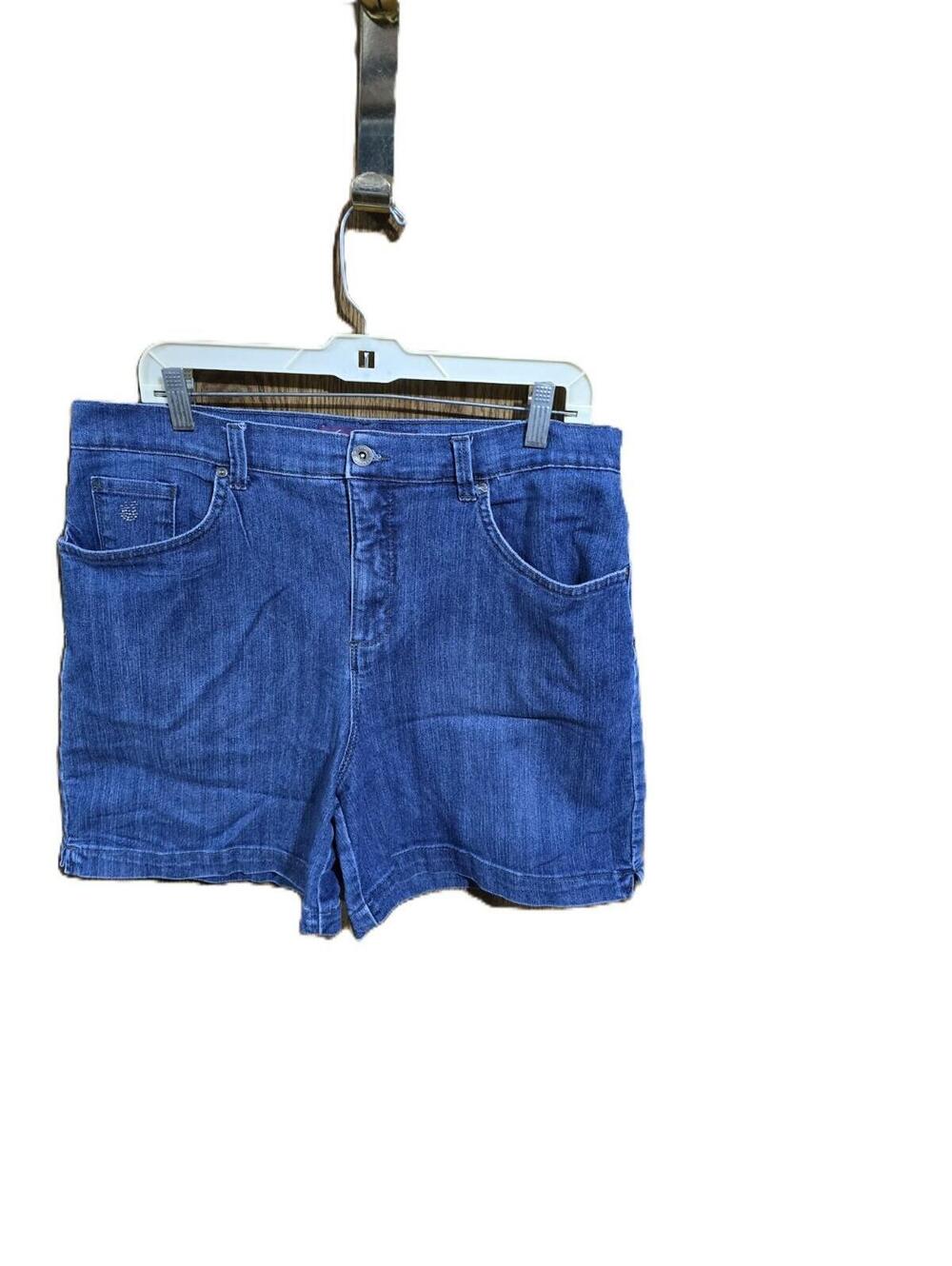 Gloria Vanderbilt Amanda Denim Shorts Rhinestone Pockets